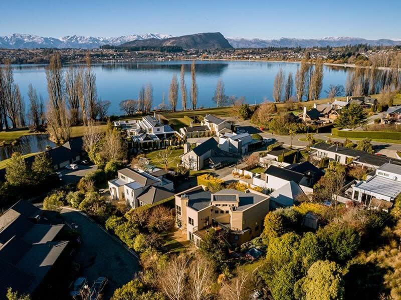 Villa Lake View à Wanaka Extérieur photo